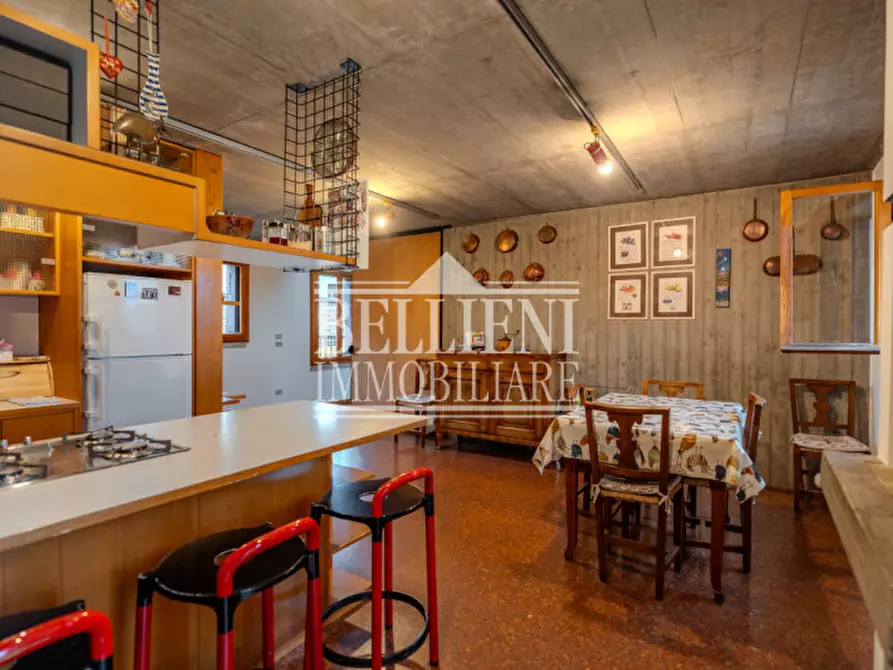 Immagine 10 di Attico in vendita  in Contra' Mure Pallamaio a Vicenza