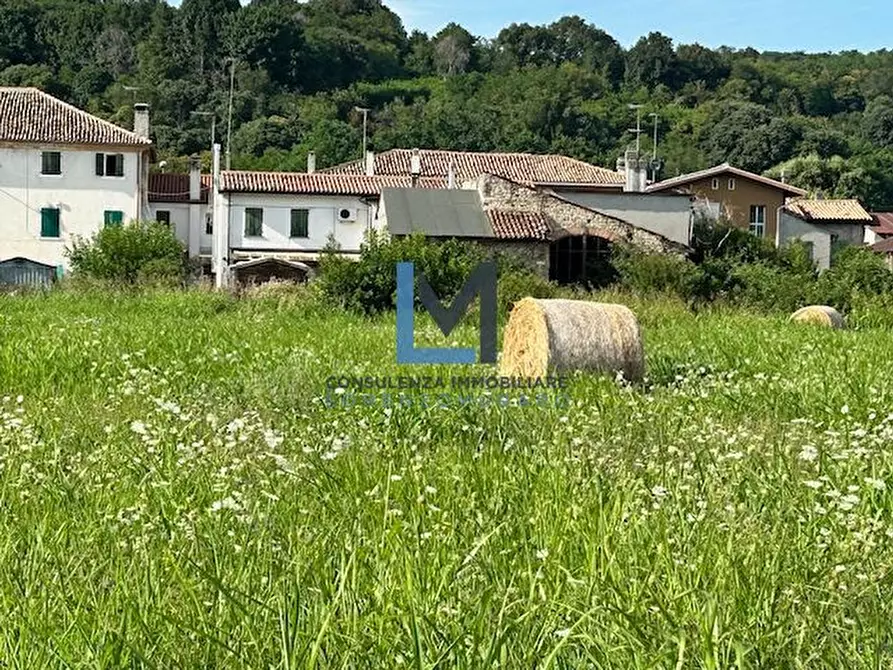 Immagine 3 di Terreno in vendita  a Montebelluna