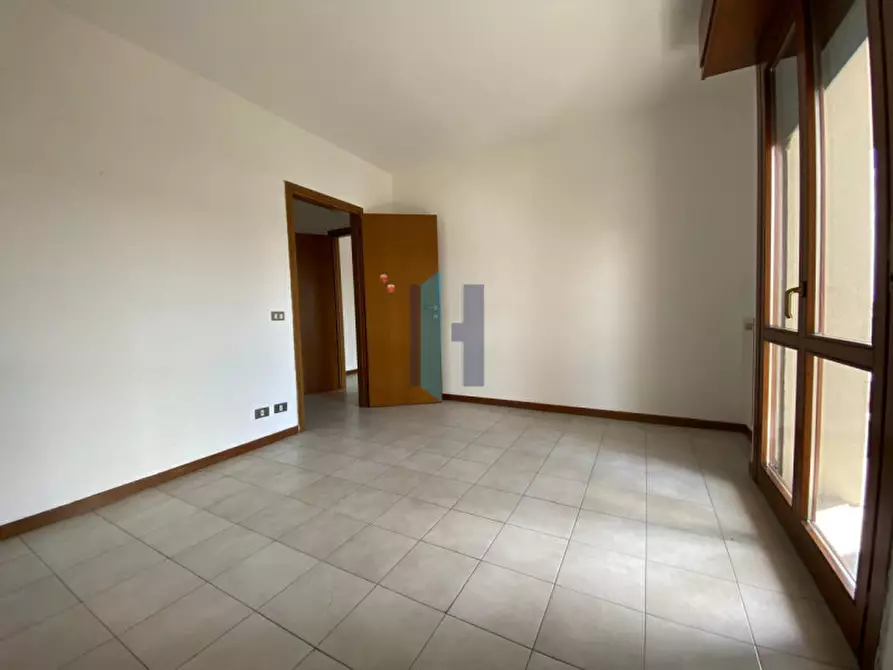 Immagine 6 di Appartamento in vendita  in Via Della Presolana 44 a Brescia