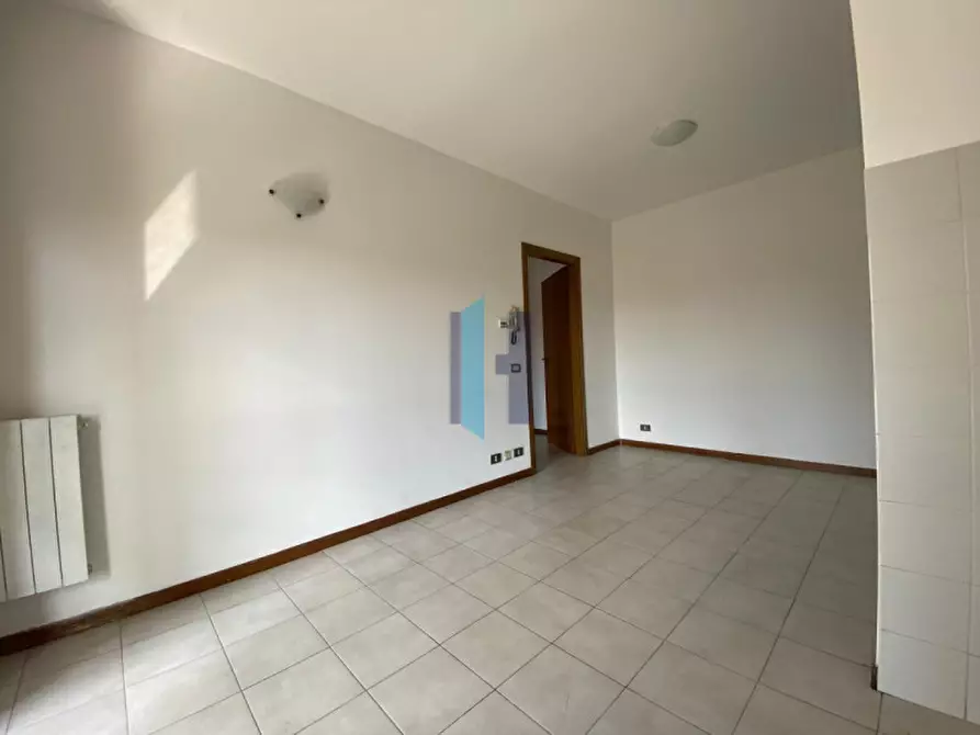 Immagine 4 di Appartamento in vendita  in Via Della Presolana 44 a Brescia