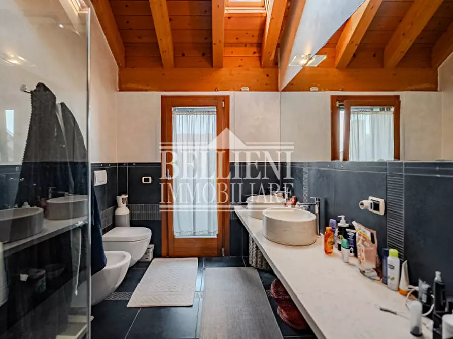 Immagine 21 di Attico in vendita  in Via Cimone a Vicenza