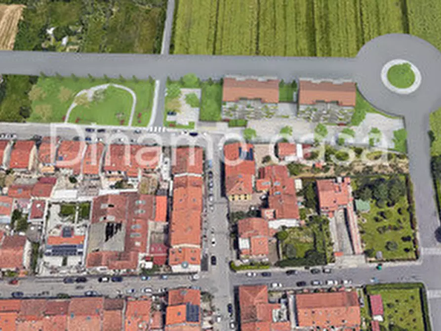 Immagine 2 di Appartamento in vendita  a Prato