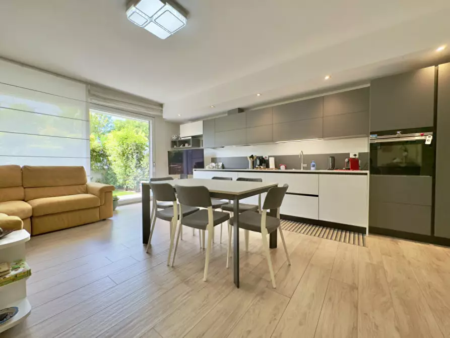 Immagine 1 di Appartamento in vendita  in Via Palù a Rubano