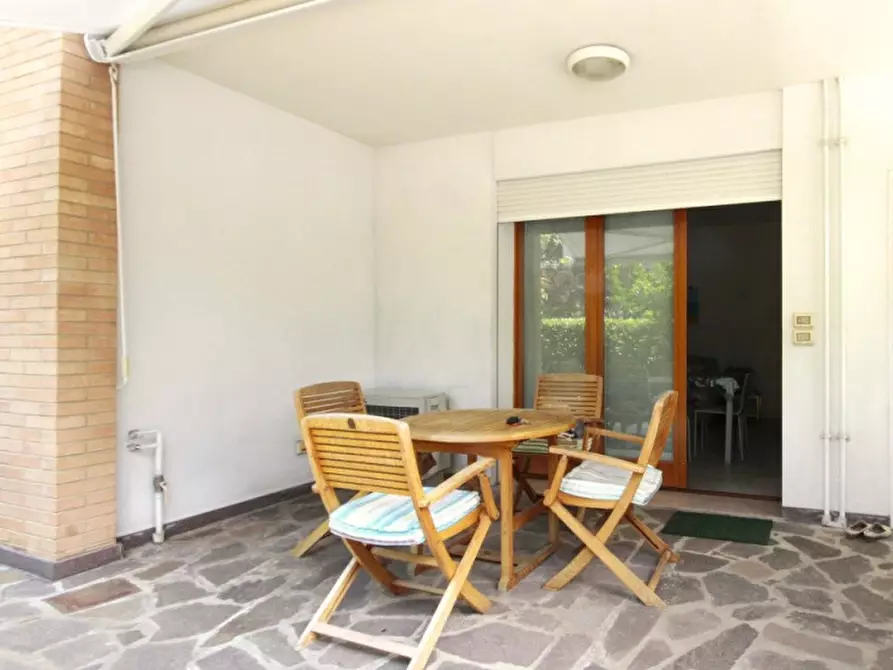 Immagine 2 di Appartamento in vendita  in viale Mazzini a Riccione