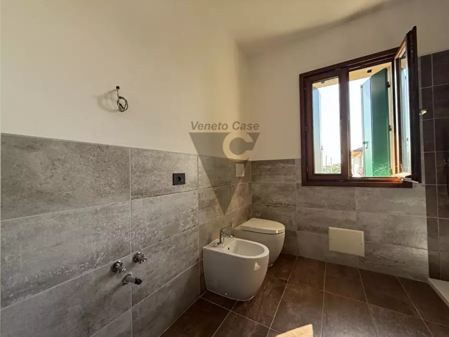 Immagine 2 di Casa indipendente in vendita  a Mira