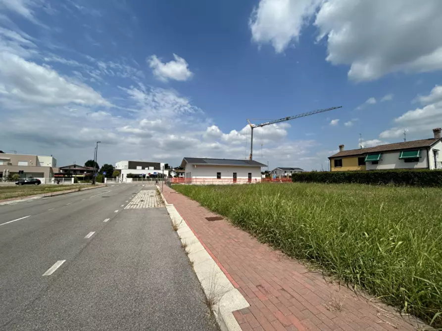 Immagine 1 di Terreno in vendita  in Via Sant'Antonio a Teolo