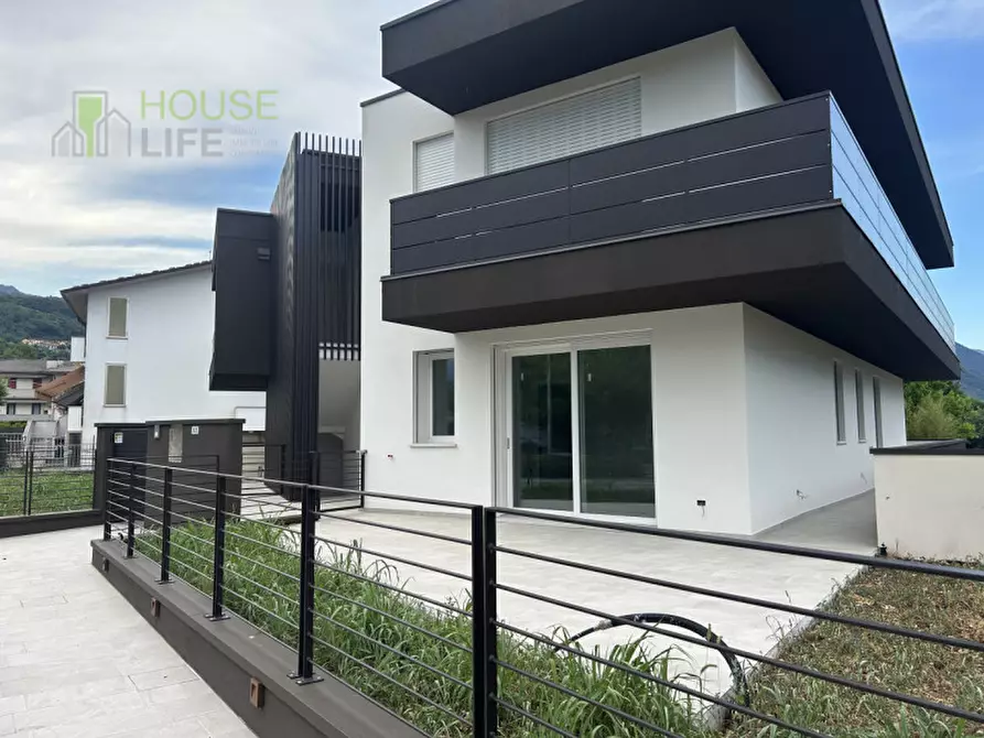 Immagine 4 di Appartamento in vendita  a Schio