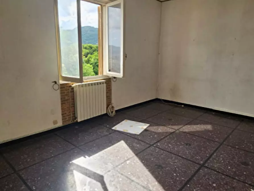 Immagine 4 di Appartamento in vendita  in Via Beato Pietro Formica a Savona