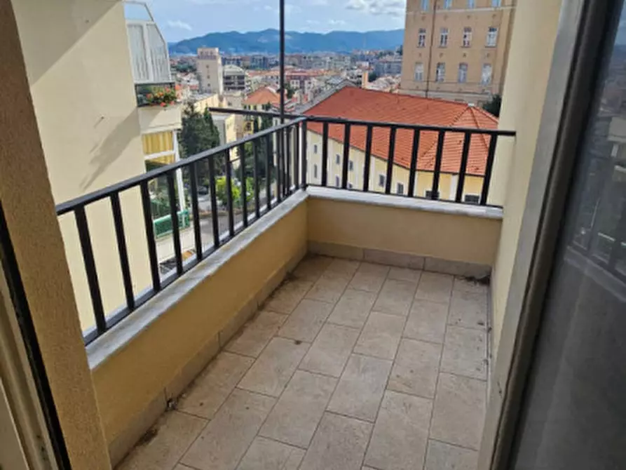 Immagine 8 di Appartamento in vendita  in Via Beato Pietro Formica a Savona