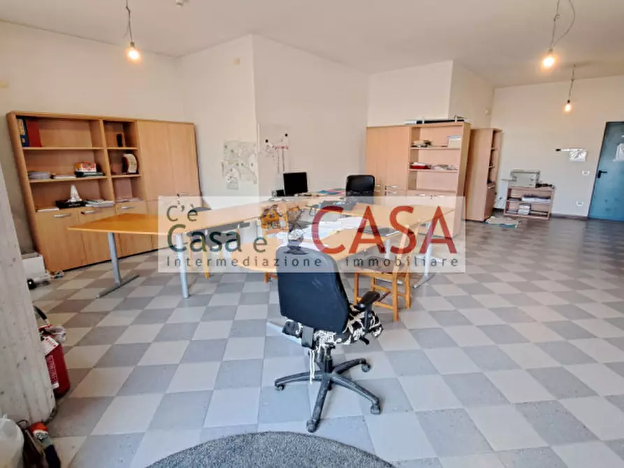 Immagine 1 di Capannone industriale in affitto  in via pelosa a Selvazzano Dentro