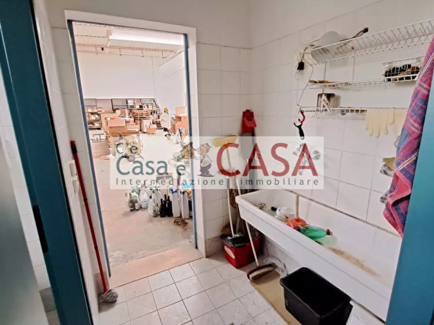 Immagine 6 di Capannone industriale in affitto  in via pelosa a Selvazzano Dentro