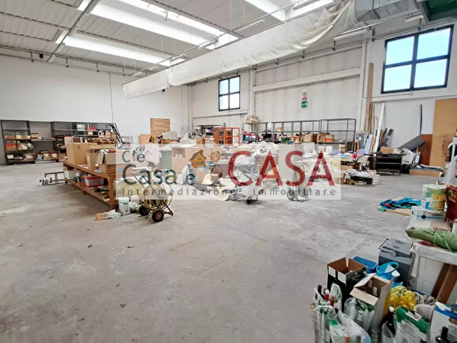 Immagine 10 di Capannone industriale in affitto  in via pelosa a Selvazzano Dentro