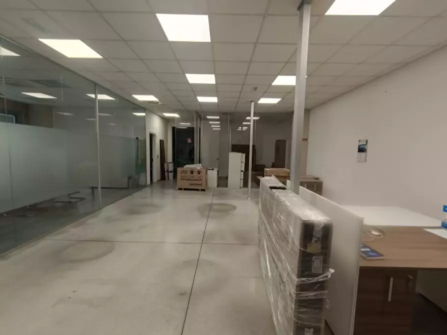 Immagine 1 di Capannone industriale in affitto  in via giacomo leopardi a Montevarchi