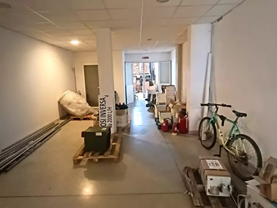 Immagine 2 di Capannone industriale in affitto  in via giacomo leopardi a Montevarchi