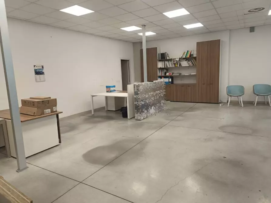 Immagine 8 di Capannone industriale in affitto  in via giacomo leopardi a Montevarchi