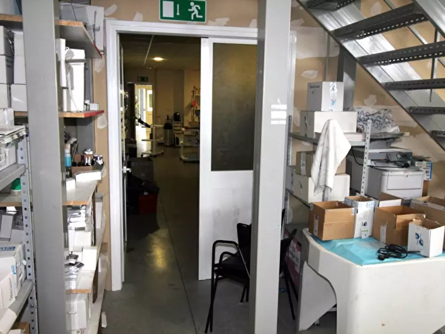Immagine 13 di Capannone industriale in affitto  in via giacomo leopardi a Montevarchi