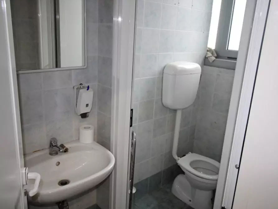 Immagine 17 di Capannone industriale in affitto  in via giacomo leopardi a Montevarchi