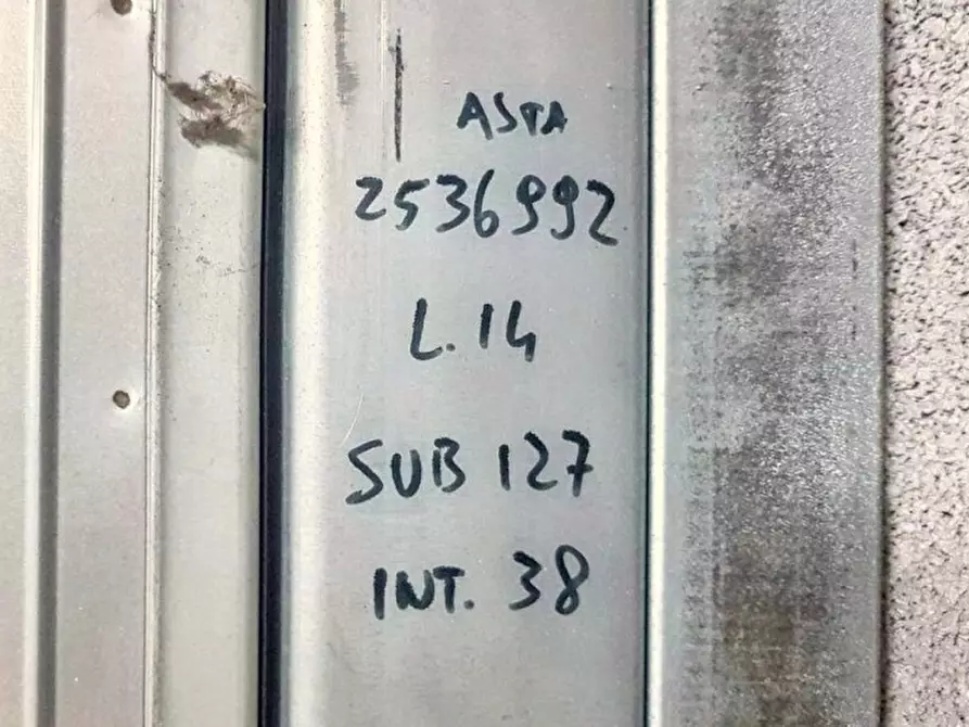 Immagine 3 di Posto auto in vendita  in Via Casilina, 00133 Roma RM, Italia a Roma