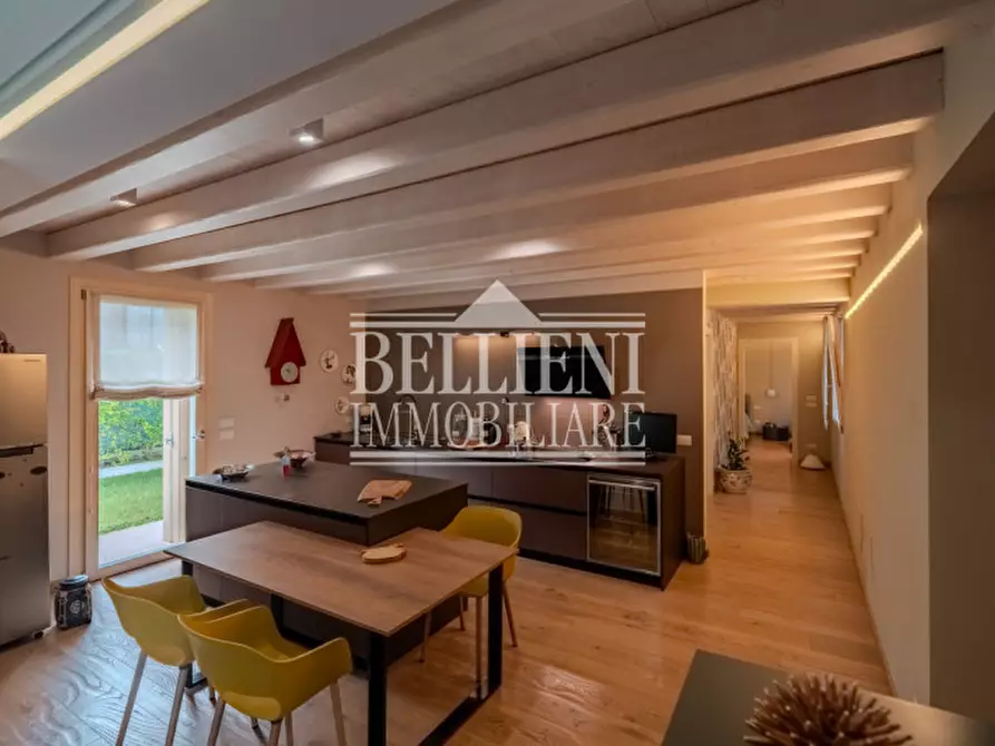 Immagine 2 di Villa in vendita  in Strada di Bertesina a Vicenza