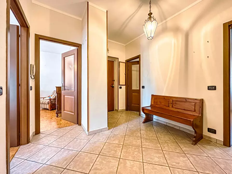 Immagine 10 di Appartamento in vendita  in via vittorio veneto 80 a Borgosesia