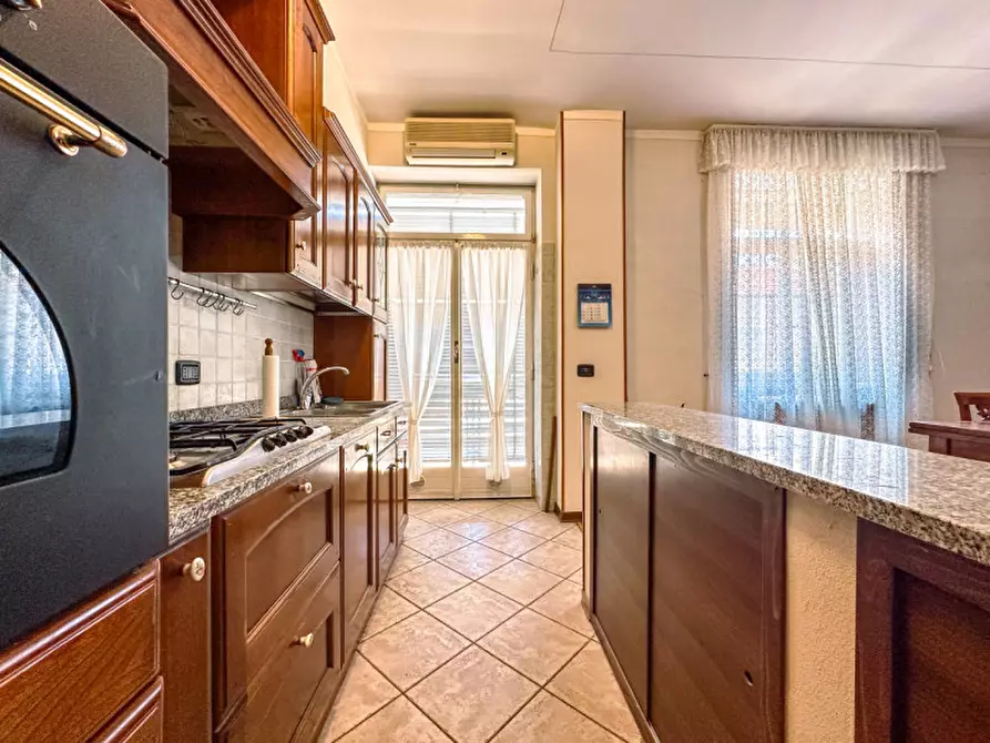 Immagine 17 di Appartamento in vendita  in via vittorio veneto 80 a Borgosesia