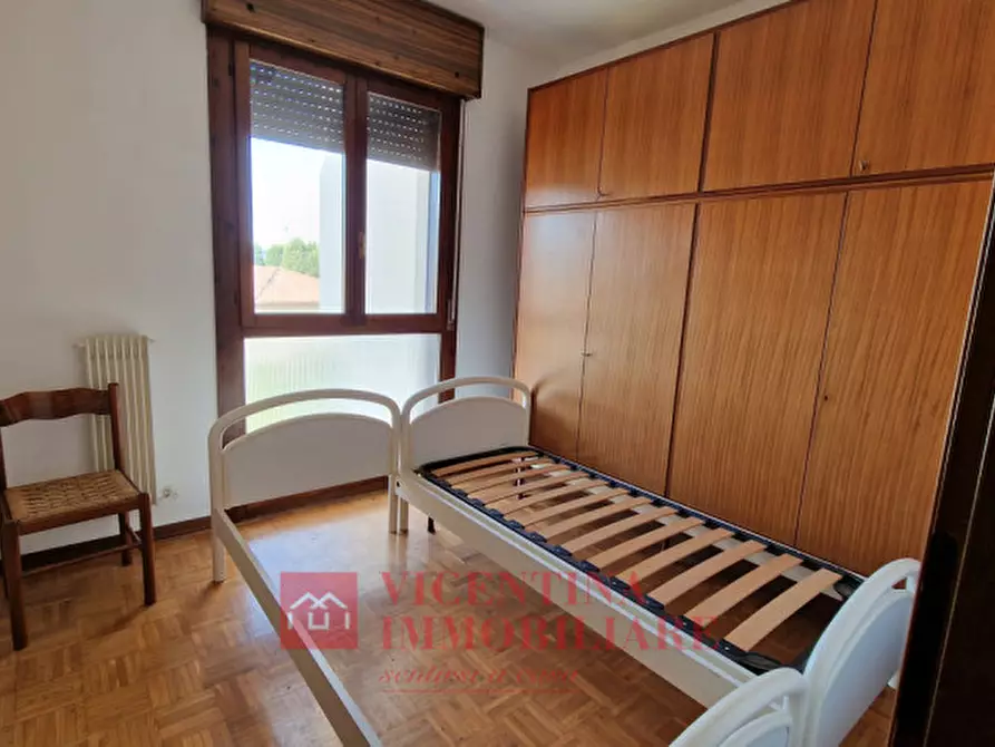 Immagine 16 di Appartamento in vendita  in via Rossini a Altavilla Vicentina