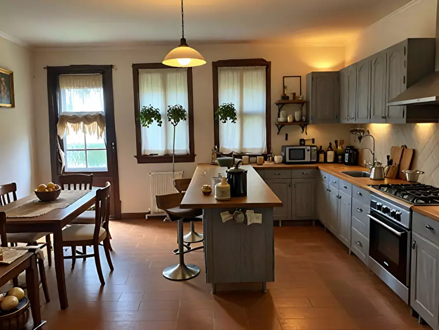 Immagine 8 di Villetta a schiera in vendita  in Via Brentella a Trevignano