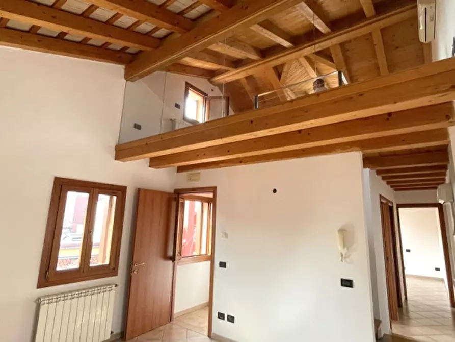 Immagine 2 di Appartamento in vendita  in Calle Vianelli a Chioggia