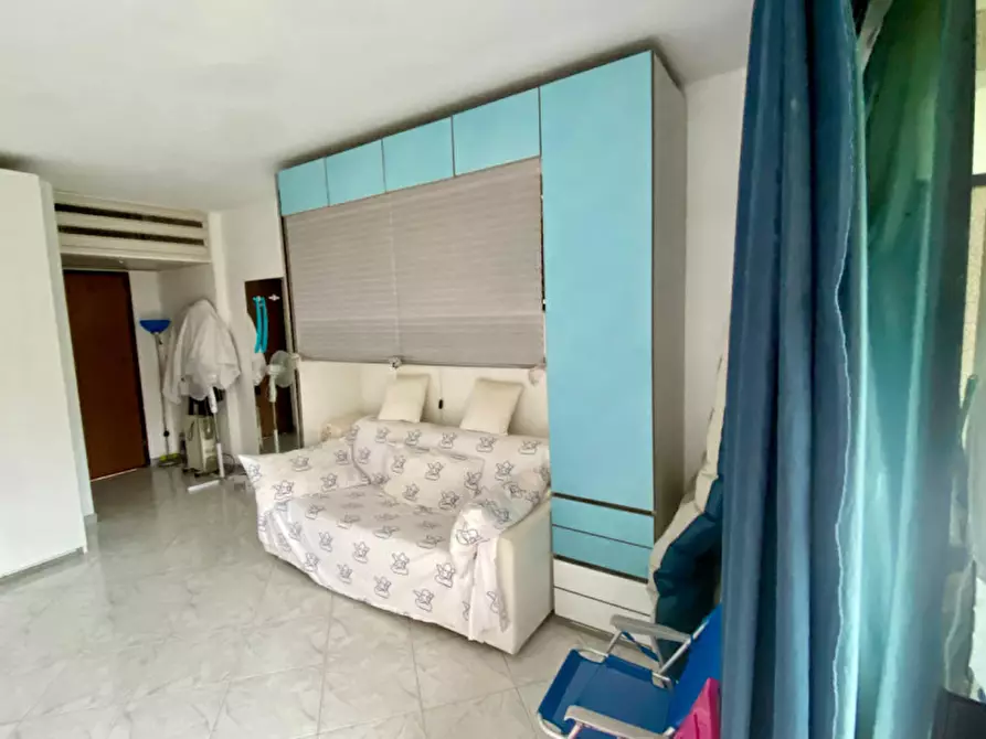 Immagine 3 di Appartamento in vendita  in Via Panizzi a San Remo