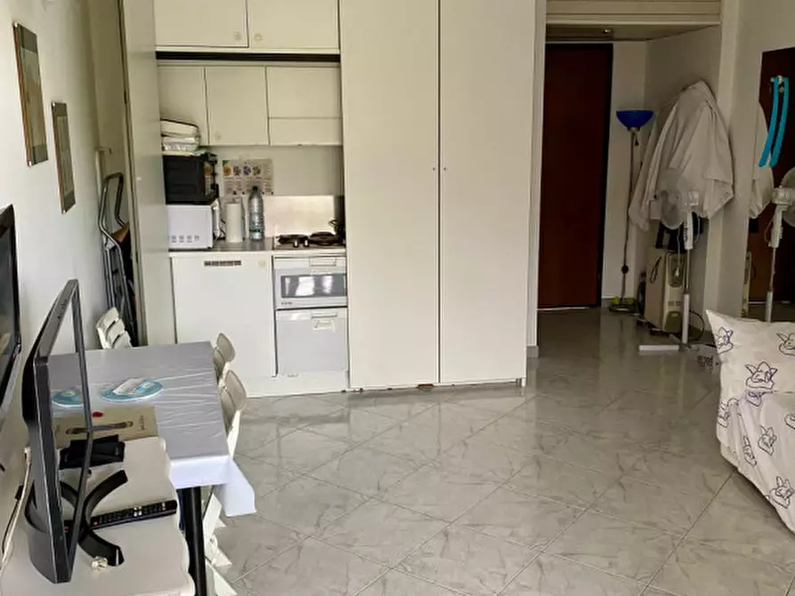 Immagine 5 di Appartamento in vendita  in Via Panizzi a San Remo