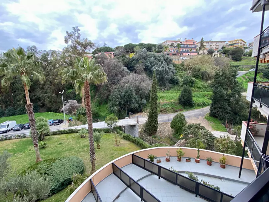 Immagine 6 di Appartamento in vendita  in Via Panizzi a San Remo