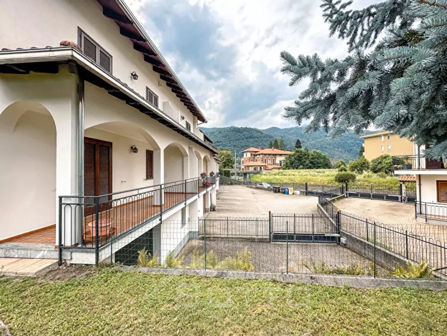 Immagine 26 di Villetta a schiera in vendita  in via primo maggio 2a a Quarona