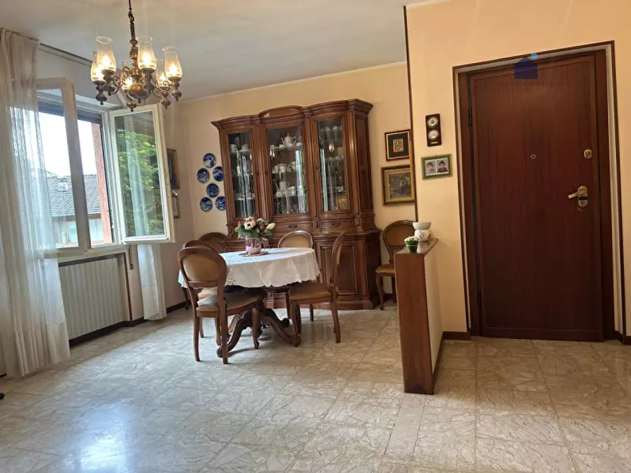 Immagine 7 di Appartamento in vendita  in Via Camillo Benso Conte Di Cavour a Botticino