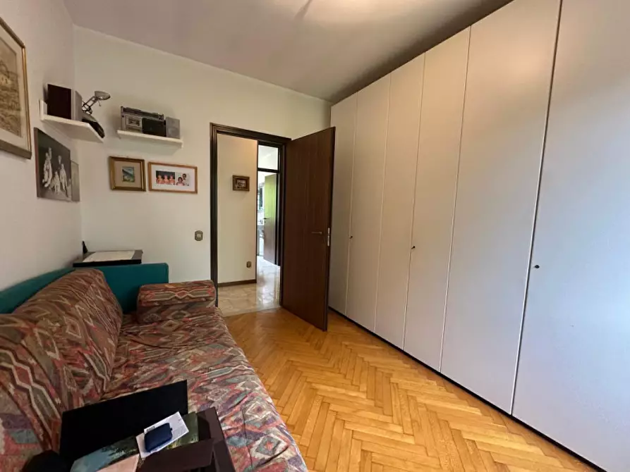 Immagine 29 di Appartamento in vendita  in Via Camillo Benso Conte Di Cavour a Botticino