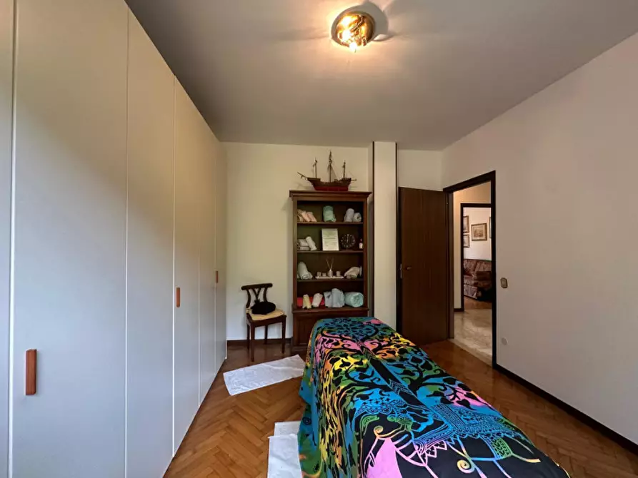 Immagine 39 di Appartamento in vendita  in Via Camillo Benso Conte Di Cavour a Botticino