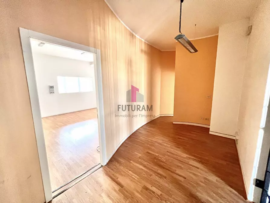 Immagine 2 di Laboratorio in affitto  in Viale Sant'Agostino 6 a Vicenza