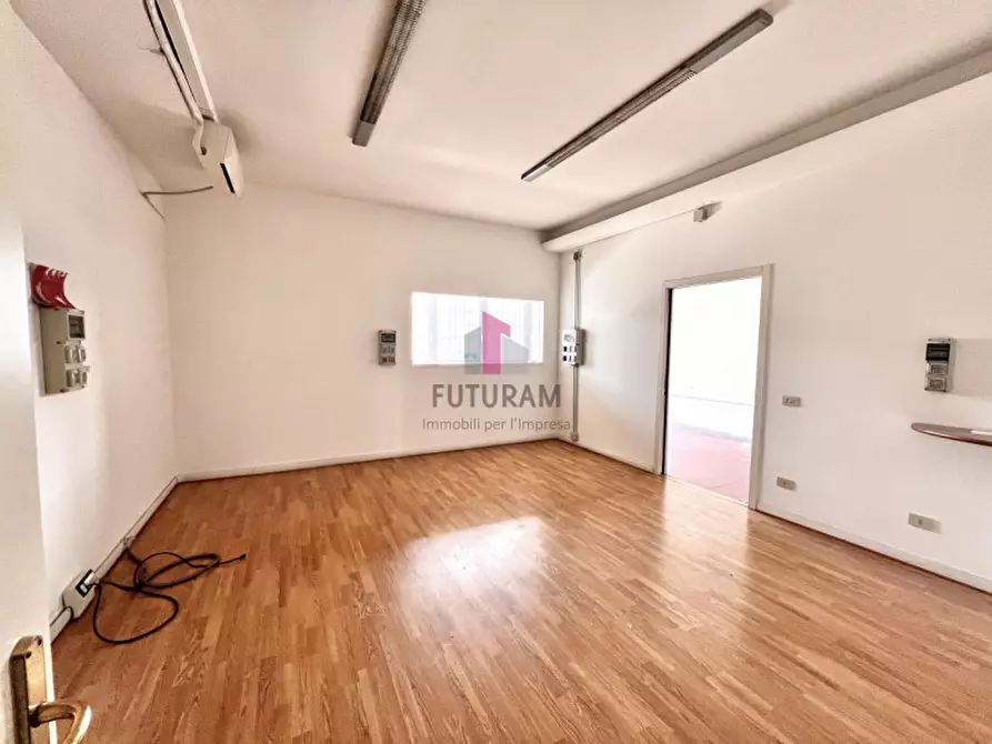 Immagine 3 di Laboratorio in affitto  in Viale Sant'Agostino 6 a Vicenza