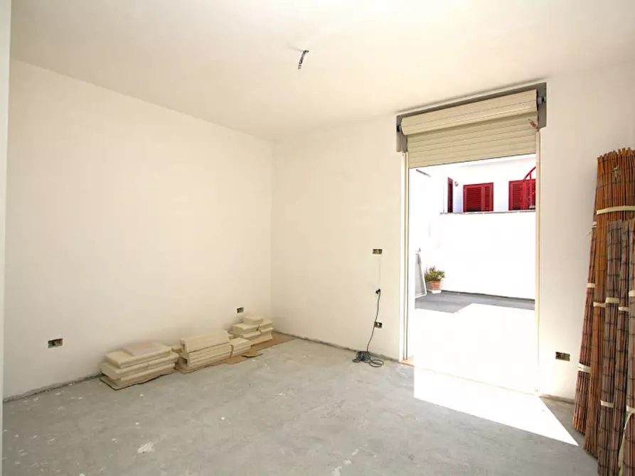 Immagine 5 di Casa bifamiliare in vendita  in Via delle Caselle a Taviano