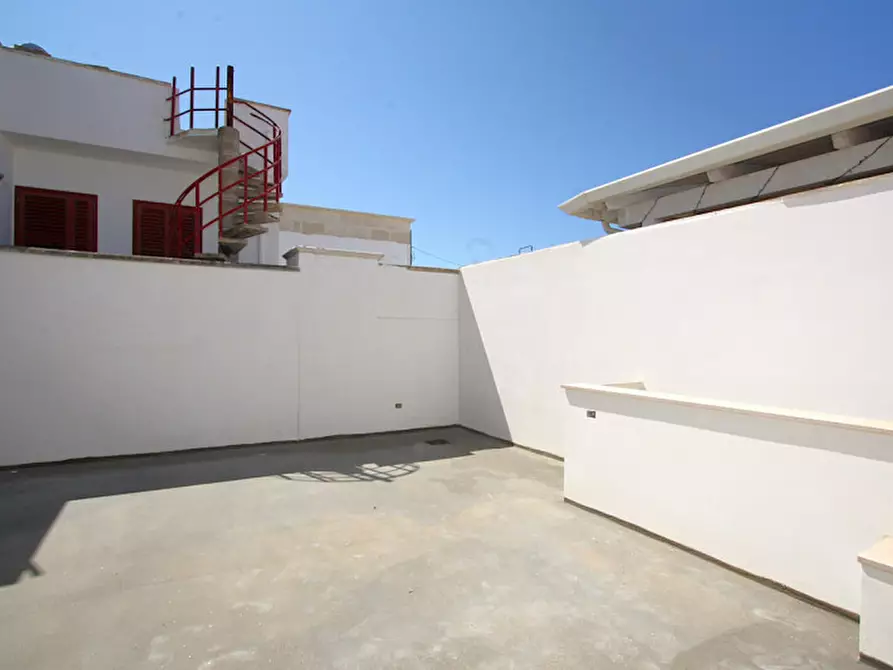 Immagine 11 di Casa bifamiliare in vendita  in Via delle Caselle a Taviano