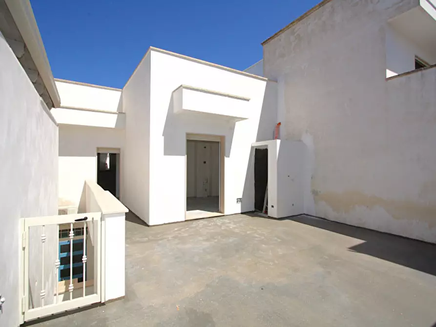 Immagine 13 di Casa bifamiliare in vendita  in Via delle Caselle a Taviano