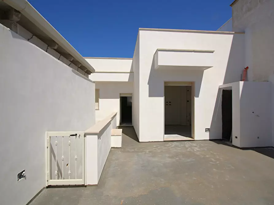 Immagine 14 di Casa bifamiliare in vendita  in Via delle Caselle a Taviano