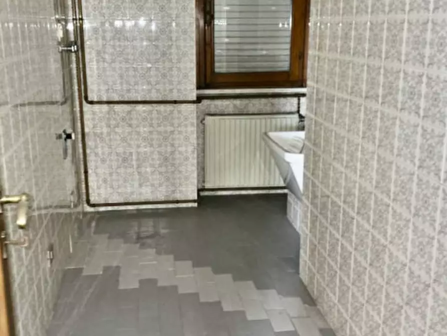 Immagine 15 di Attico in vendita  in Via Risorgimento a Montebelluna