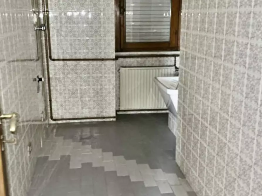 Immagine 25 di Attico in vendita  in Via Risorgimento a Montebelluna