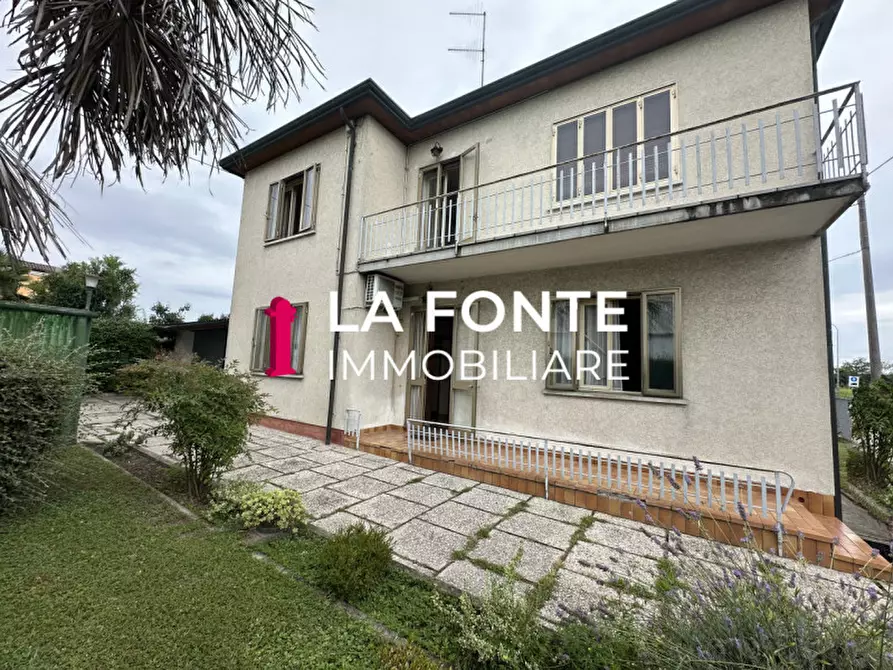 Immagine 1 di Casa indipendente in vendita  in via capriccio a Vigonza