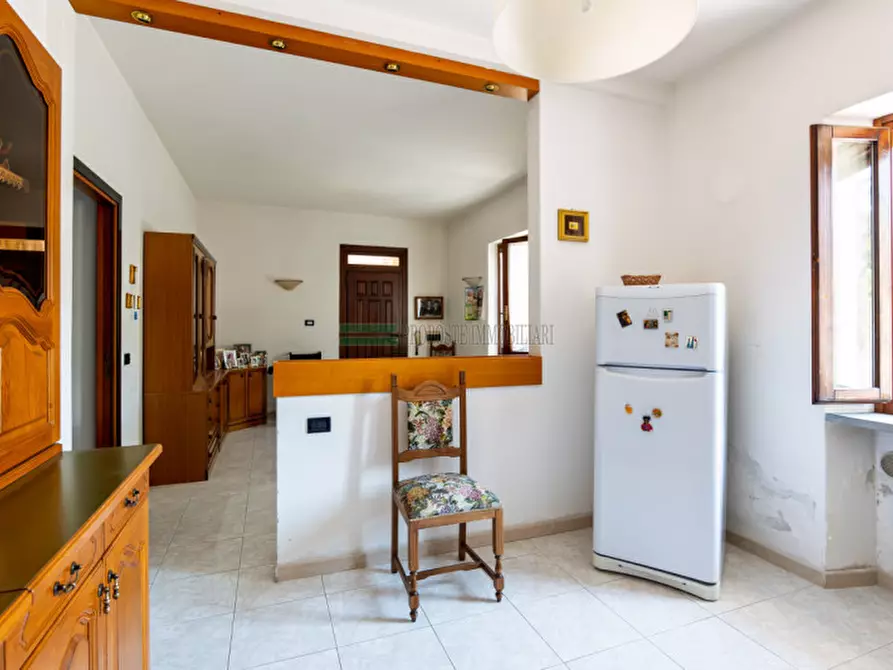 Immagine 7 di Casa trifamiliare in vendita  in Via Alessandro Manzoni a Passirano