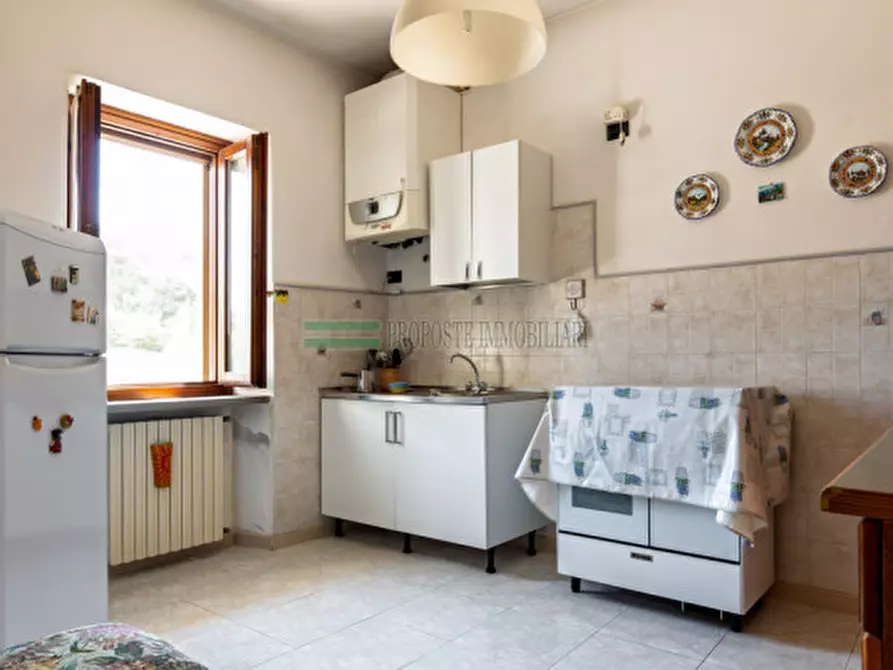 Immagine 9 di Casa trifamiliare in vendita  in Via Alessandro Manzoni a Passirano