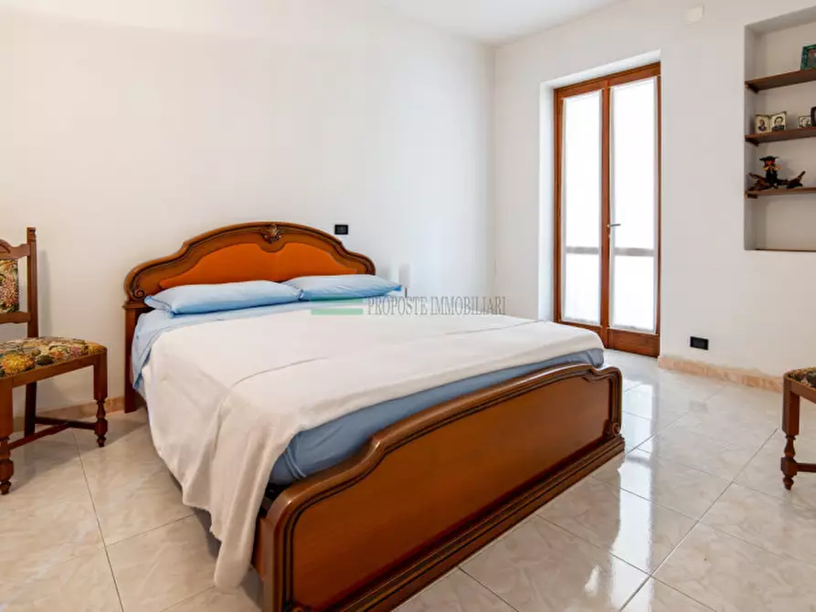 Immagine 10 di Casa trifamiliare in vendita  in Via Alessandro Manzoni a Passirano