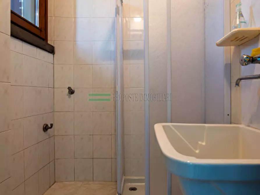 Immagine 11 di Casa trifamiliare in vendita  in Via Alessandro Manzoni a Passirano