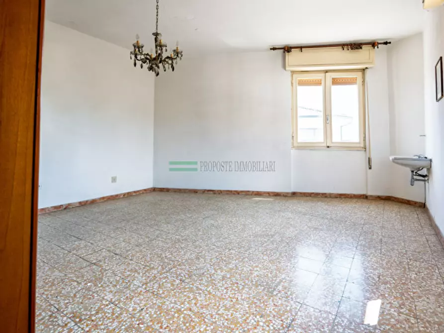 Immagine 20 di Casa trifamiliare in vendita  in Via Alessandro Manzoni a Passirano