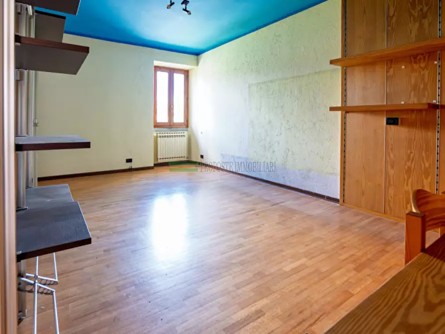 Immagine 33 di Casa trifamiliare in vendita  in Via Alessandro Manzoni a Passirano